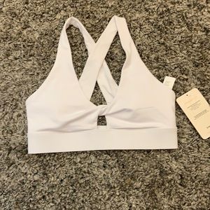 Fabletics sports bra size medium